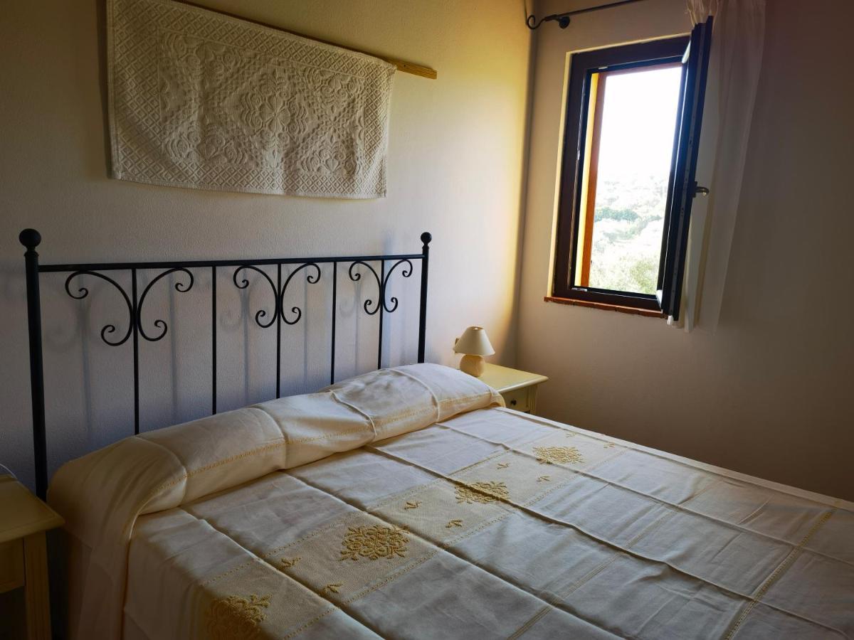 La Corte Degli Ulivi - Albergo Rurale Tresnuraghes Exterior photo